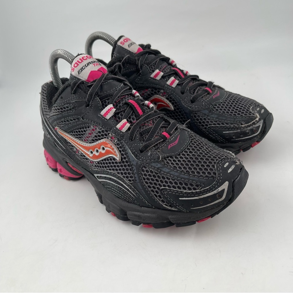 Saucony Women’s Excursion TR 8 -SZ 7.5- Black Pink Running Shoes Sneakers - Picture 14 of 14